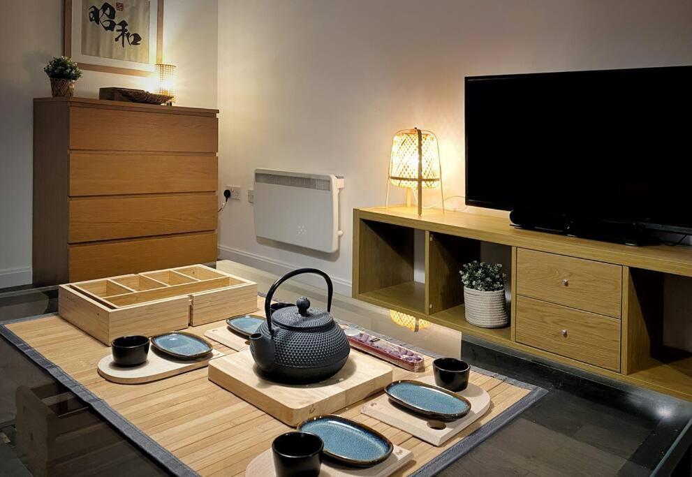 Japanese Style Muji Two-Bedroom Apt Σουόνσι Εξωτερικό φωτογραφία