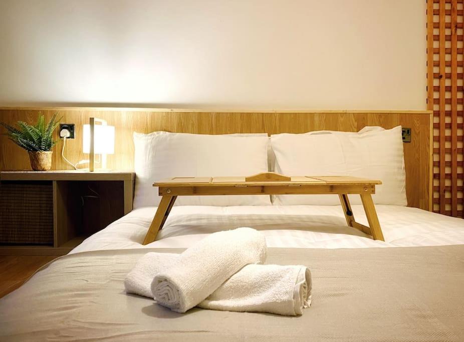 Japanese Style Muji Two-Bedroom Apt Σουόνσι Εξωτερικό φωτογραφία